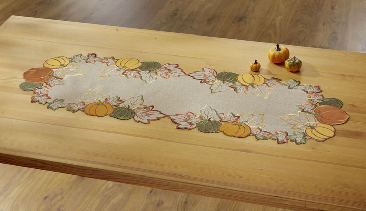 Tischdecken - Tisch- und Raumdekoration mit Glanzgarn, in Größe 101 (Läufer oval, 35x 70 cm) bis 404 (Kissenbezug, 40x 40 cm), in Farbe ECRU Ansicht 2