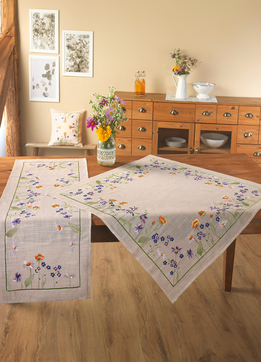 Tischdecken - Schön bestickte Tisch- und Raumdekoration, in Größe 101 (Deckchen, 35x 50 cm) bis 404 (Kissenbezug, 40x 40 cm), in Farbe NATUR-BUNT Ansicht 5