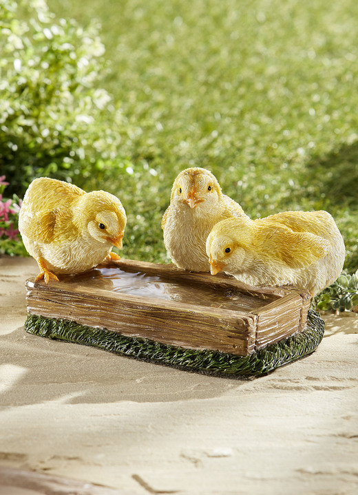 Gartendekoration - Von Hand bemalte Vogeltränke mit Küken, in Farbe GELB-BRAUN