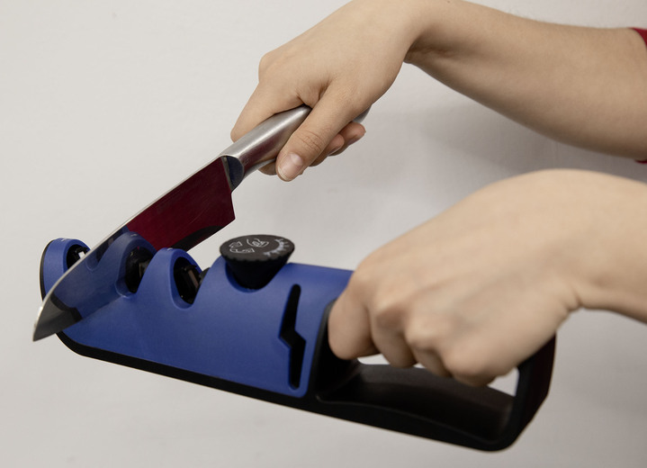 Haushaltshelfer - Livington Blade Star: Schärfen, schneiden und polieren in Sekunden Ansicht 4 Haushaltshelfer - Livington Blade Star: Schärfen, schneiden und polieren in Sekunden, in Farbe BLAU Ansicht 4