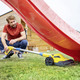 Gartenpflege - Gloria FineCut Akku-Einhandmäher – Farbe GELB-BLAU – Ansicht 5 Gartenpflege - Gloria FineCut Akku-Einhandmäher, in Farbe GELB-BLAU – Farbe GELB-BLAU – Ansicht 5