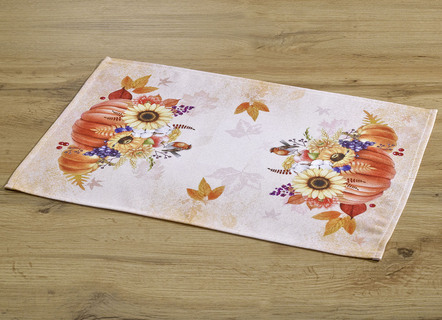 Tisch- und Raumdekoration mit herbstlichen Motiven