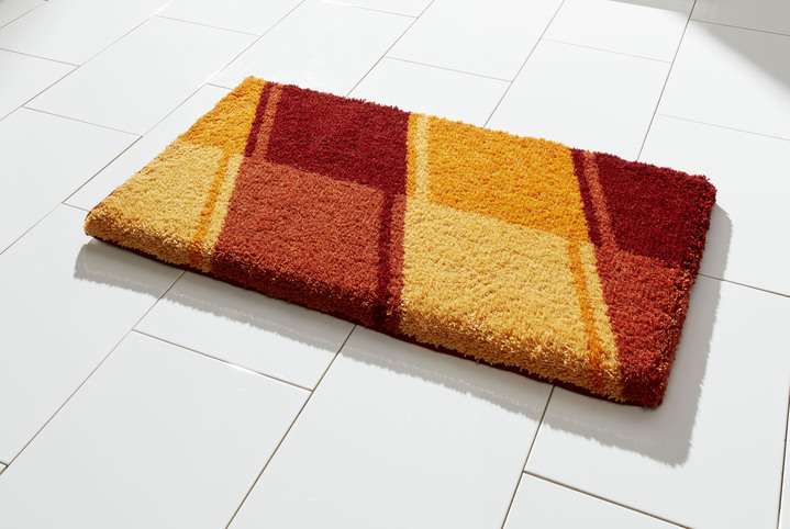 Badgarnituren - Badgarnitur mit rutschhemmender Rückseite, in Größe 100 (Vorleger halbrund, 50/ 80 cm) bis 112 (WC-Deckelbezug, 47/ 50 cm), in Farbe BLAU Ansicht 4