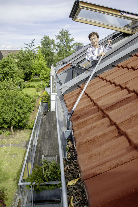 Gartenzubehör - Dachrinnen-Reiniger Maxi für bis zu 4,5 m Arbeitshöhe, in Farbe GRAU-SCHWARZ Ansicht 4