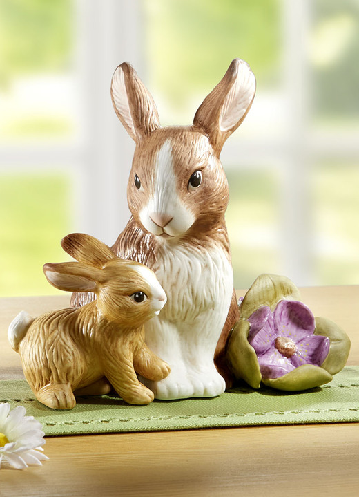 Ostern - Goebel Jahreshasen 2024, in Farbe BRAUN-LILA, in Ausführung Jahreshasenornament Ansicht 3
