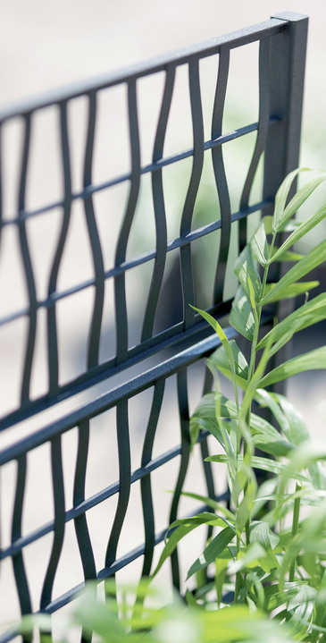 Blumentöpfe und Pflanzgefäße - Pflanzkasten aus recyceltem Polypropylen, in Farbe GRÜN, in Ausführung Mit Spalier, schmal Ansicht 14