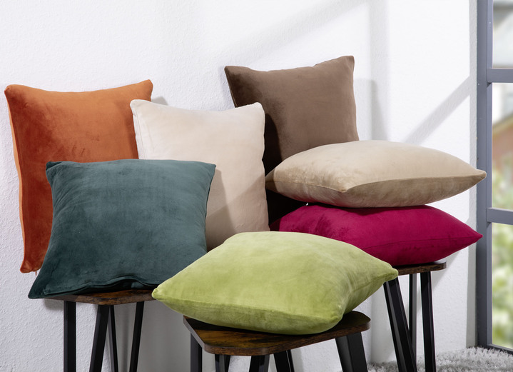 Sessel- & Sofaüberwürfe - Stretchbezüge mit Fleckschutz, in Größe 101 (Sesselbezug) bis 905 (Kissenbezug, 40x40 cm), in Farbe CAMEL Ansicht 2