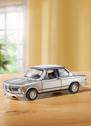Sammlermodelle - BMW 2002tii ´72 von Bburago, in Farbe SILBER