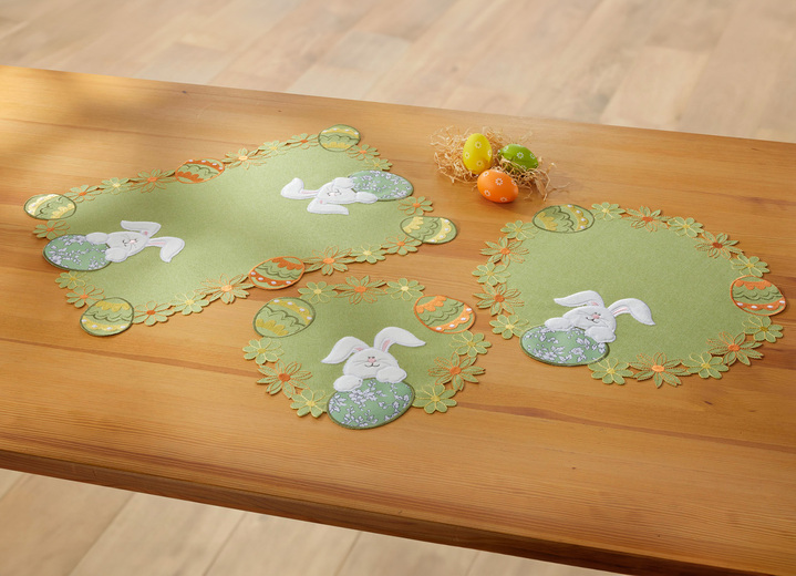 Tischdecken - Tisch- und Raumdekoration mit Plüsch- und Stoff-Applikationen, in Größe 101 (Deckchen, 35x 50 cm) bis 404 (Kissenbezug, 40x 40 cm), in Farbe GRÜN Ansicht 1