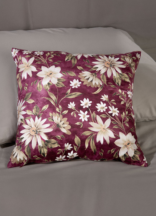 Kissenbezüge - Kissenbezug in Samtoptik, in Farbe BORDEAUX-MULTICOLOR Ansicht 1