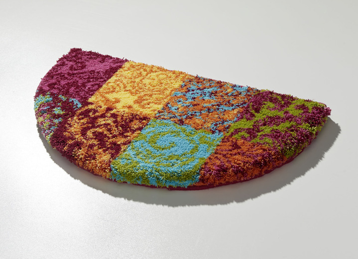 Badgarnituren - Badgarnitur von Grund mit weichem Flor, in Größe 100 (Vorleger halbrund, 50x 80 cm) bis 112 (WC-Deckelbezug, 47x 50 cm), in Farbe MULTICOLOR Ansicht 2