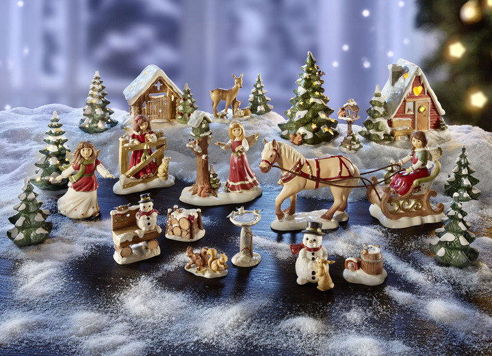 Goebel-Figuren - Winterliche Szene: Tolle Himmelsboten im Winterwald Ansicht 5 Goebel-Figuren - Winterliche Szene: Tolle Himmelsboten im Winterwald, in Farbe GRÜN, in Ausführung Weihnachtsbaum Ansicht 5