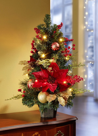 Beleuchteter Tannenbaum mit Timerfunktion
