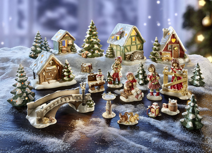 Goebel-Figuren - Winterliche Szene: Tolle Himmelsboten im Winterwald Ansicht 10 Goebel-Figuren - Winterliche Szene: Tolle Himmelsboten im Winterwald, in Farbe GRÜN, in Ausführung Weihnachtsbaum Ansicht 10