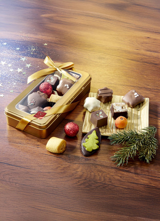 Adventmischung mit weihnachtlichen Leckereien