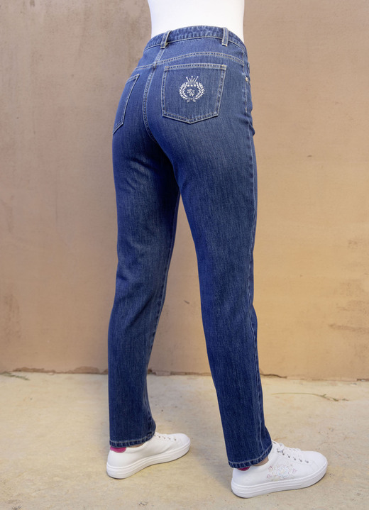 Hosen - Edeljeans in 5-Pocket-Form, in Größe 017 bis 052, in Farbe OLIV Ansicht 7