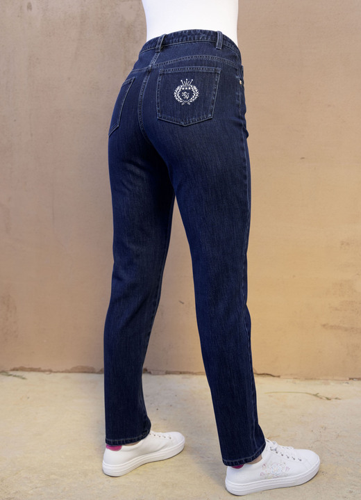Hosen - Edeljeans in 5-Pocket-Form, in Größe 017 bis 052, in Farbe OLIV Ansicht 9