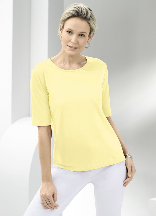 Shirts - Shirt mit rundem Halsausschnitt in 10 Farben, in Größe 036 bis 052, in Farbe HELLBLAU Ansicht 4