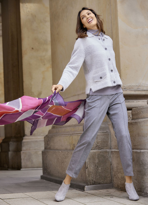 Tücher & Schals - Schöner Schal, in Farbe BEERE-AUBERGINE-ECRU-BUNT Ansicht 2