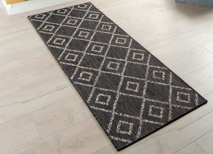 Br&uuml;cken und Teppiche im nat&uuml;rlichen Sisal-Look 