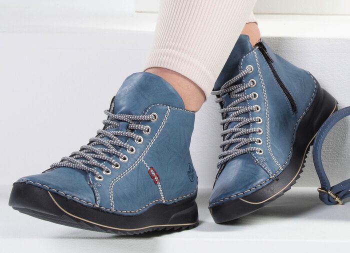 Rieker, sportive Damen-Boots, Winterschuhe, mit Rei&szlig;verschluss JEANSBLAU