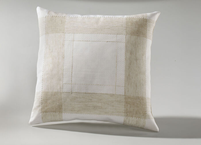 Klassische Tisch- und Raumdekoration mit Leinen ECRU-BEIGE