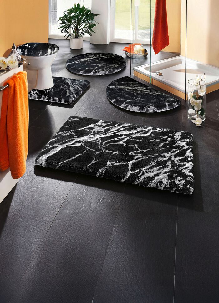 Badgarnitur von Grund mit Marmor-Dessin 