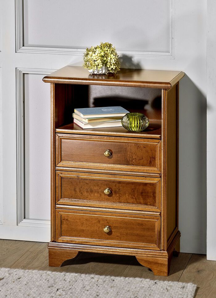 Kommodenserie in verschiedenen Ausf&uuml;hrungen NUSSBAUM