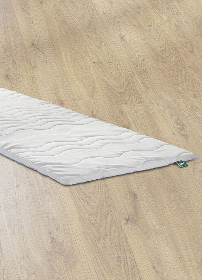 Jahreszeiten-Topper von f.a.n. mit Sommer- und Winterseite 