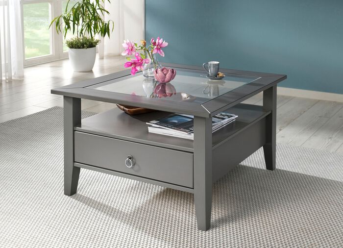 Couchtisch aus massivem Kiefernholz 