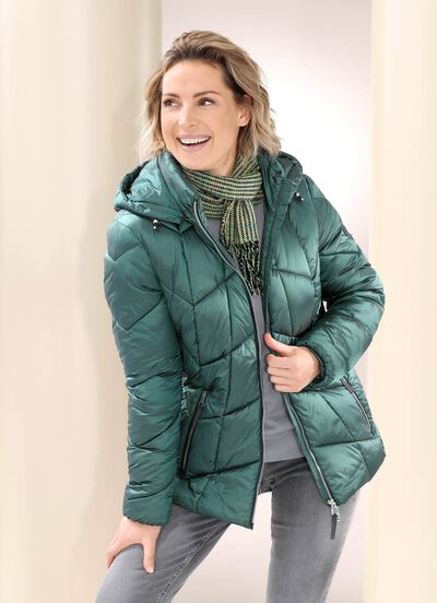 Funktionsjacke aus recycelten Fasern 