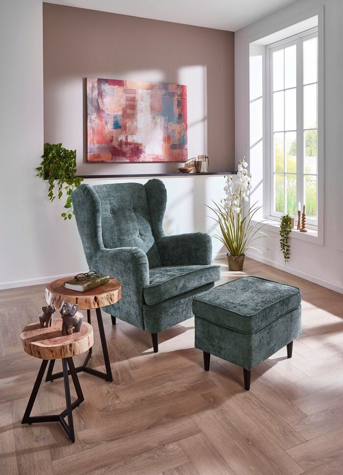 Ohrenbackensessel mit Hocker 