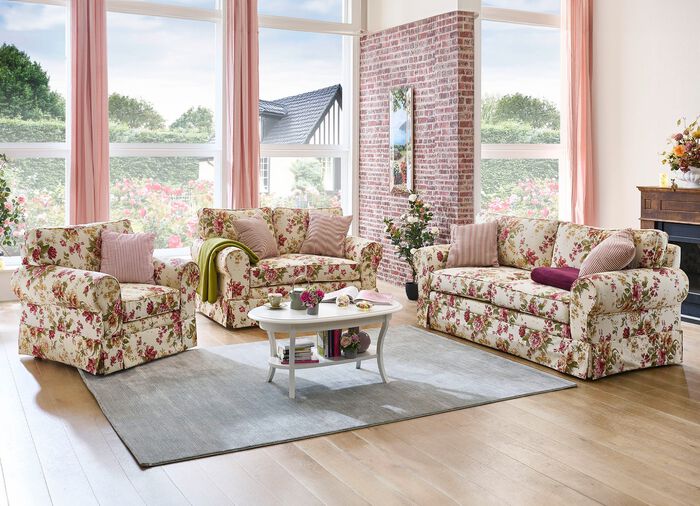 Frei im Raum aufstellbare Polsterm&ouml;bel mit Dekokissen GEBL&Uuml;MT