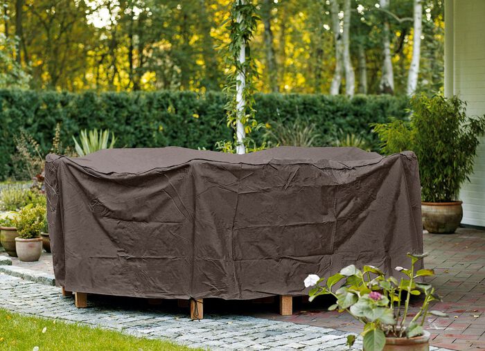 Rei&szlig;feste, witterungsbest&auml;ndige und atmungsaktive Schutzh&uuml;llen 