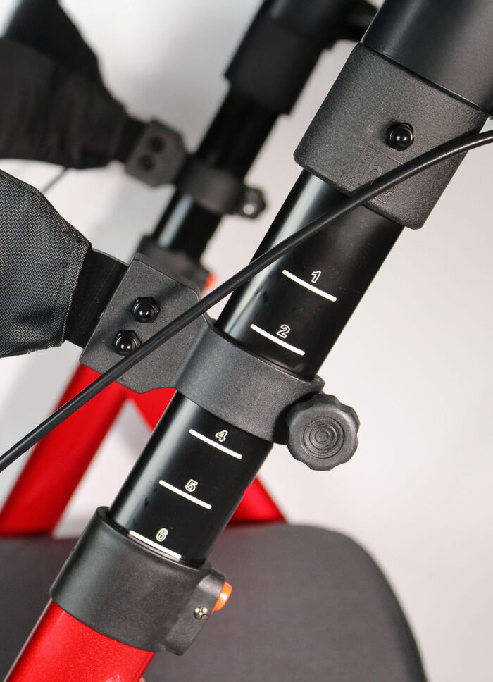 XL Rollator aus Aluminium 