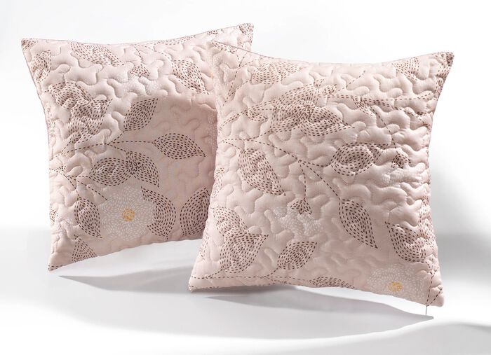 Naturnahe Tagesdecke und Kissenbez&uuml;ge mit Bl&auml;tterranken-Dessin 