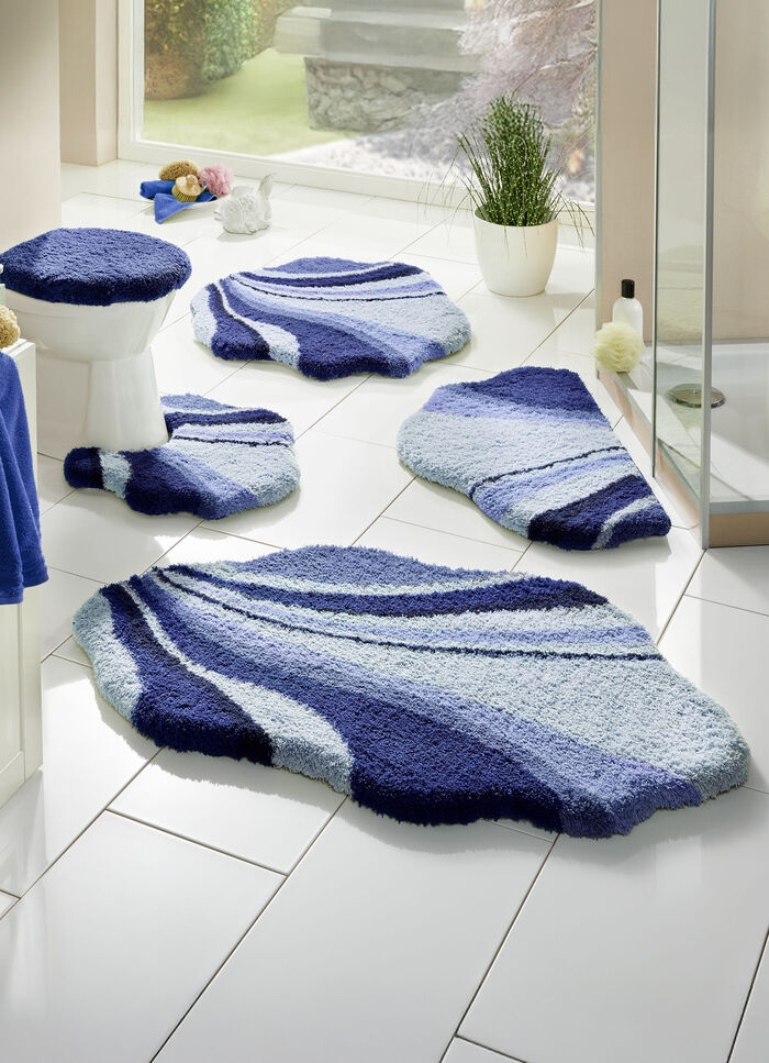 Tolle Badgarnitur in barfußweicher Qualität BLAU