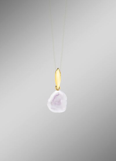 Schmuckst&uuml;ck mit Charakter &ndash; Anh&auml;nger mit Keshi-Perle 