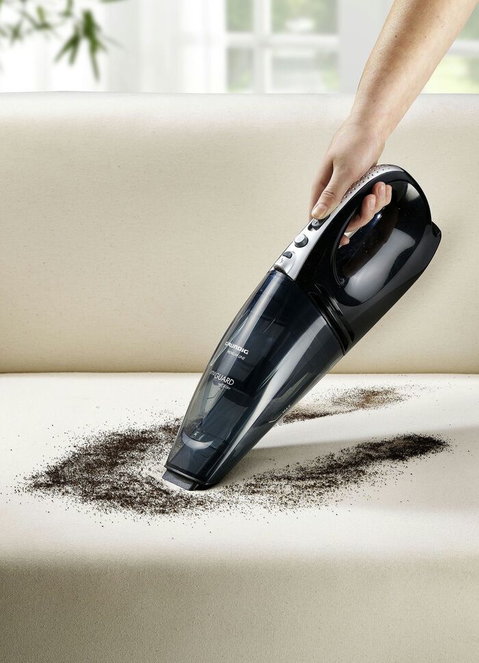 GRUNDIG Akku-Handstaubsauger mit Zubeh&ouml;r 
