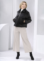 Kurzjacke aus feinem Bouclé 