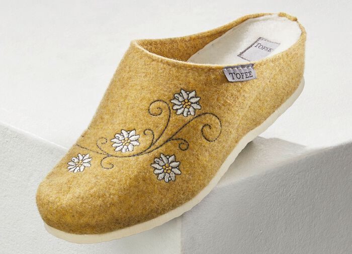 Hausschuh mit Obermaterial und Futter aus Wollfilz OCKER