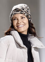 Moderne Damen-Mütze, im Leo-Design NATURBRAUN