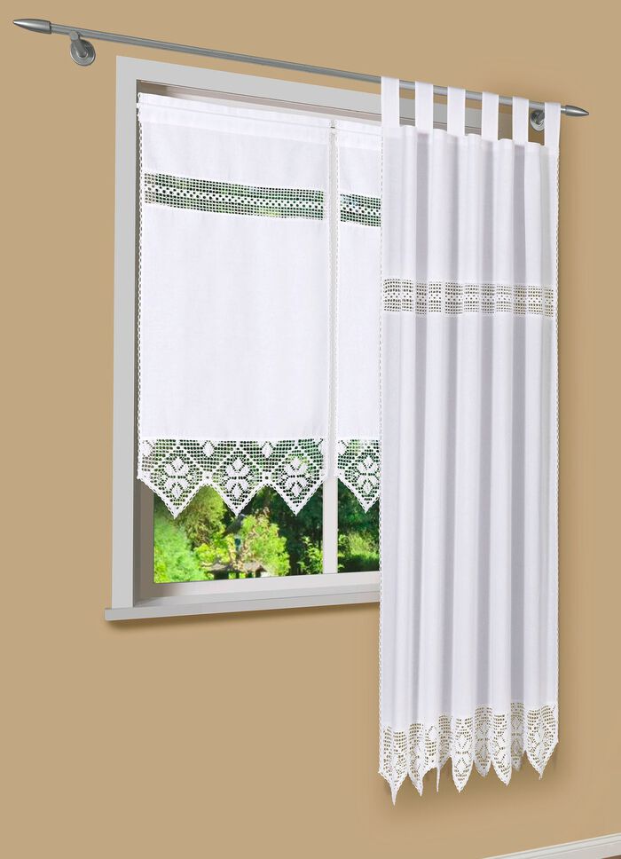 Hochwertige und blickdichte Fensterdekoration 