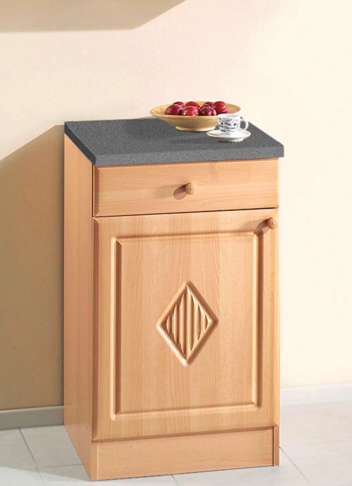 K&uuml;chenprogramm mit profilierter Front BUCHE