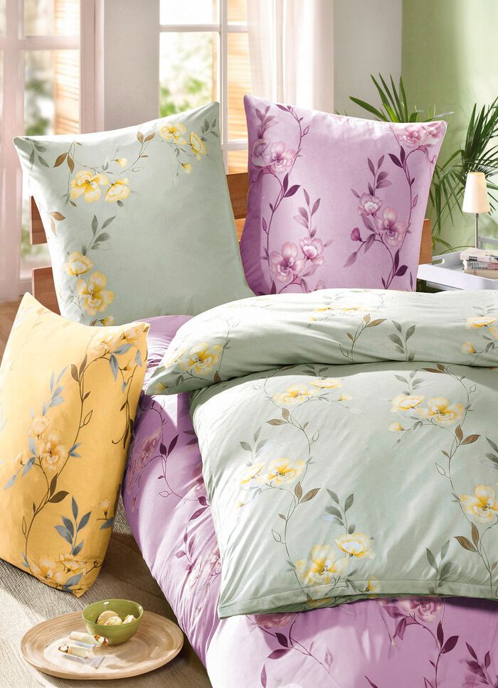 Bettw&auml;sche-Garnitur von "Irisette&ldquo; LILA