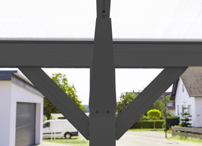 Carport mit Aluminium-Gestell 