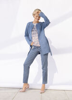 Jacke mit offener Kantenverarbeitung 