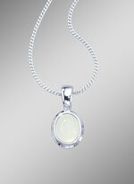 Anhänger mit Panzerkette und echtem, weißen Mondstein 