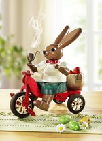 R&auml;ucherhase auf Dreirad, aus Holz 