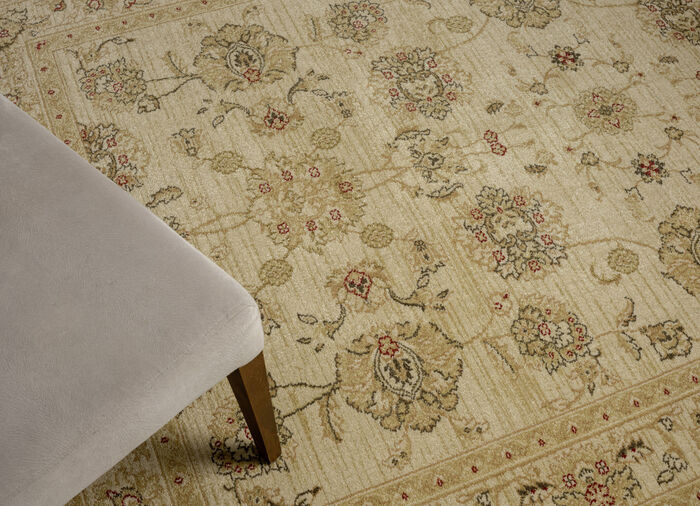 Brücke und Teppiche mit Orient-Optik CREME